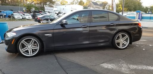 Gorgeous BMW 550 5 Series AWD xDrive