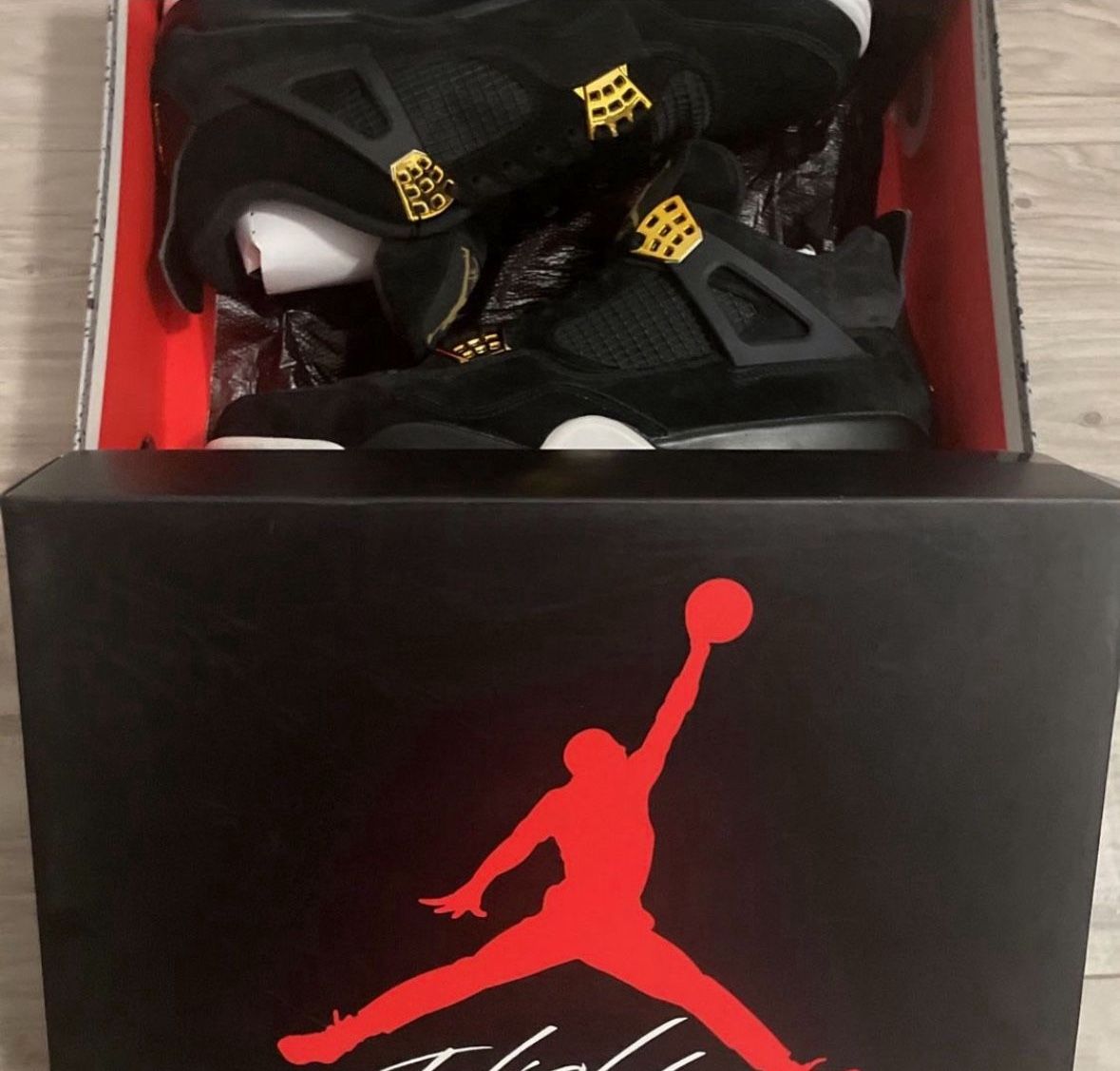 Jordan 4 Royalty