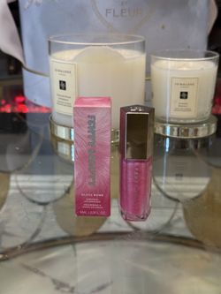 FENTY BEAUTY by Rihanna Gloss Bomb Universal Lip Gloss Luminizer