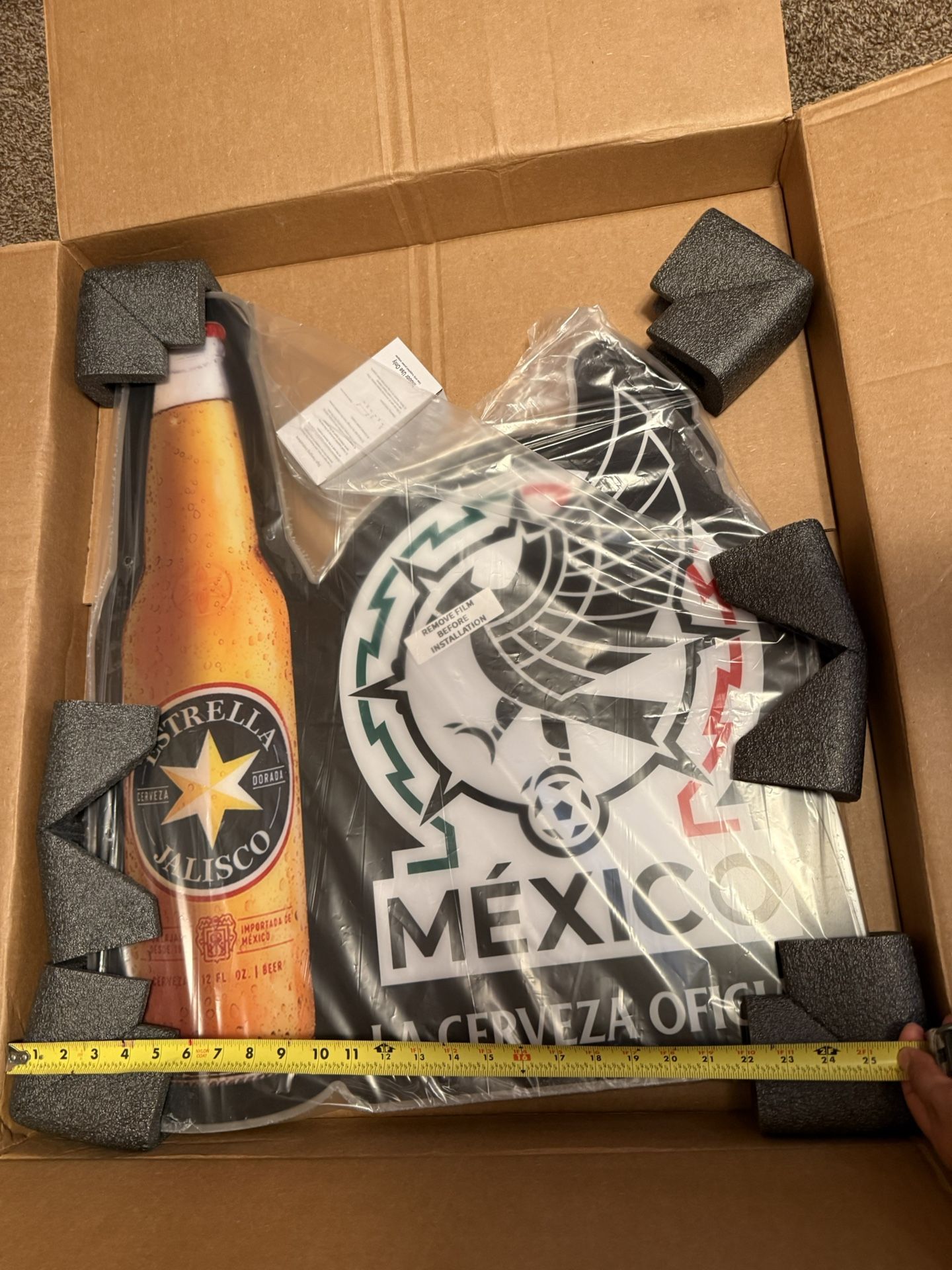 Estrella Jalisco Cerveza Mexico Light Up Beer Sign 25x30” Brand New In Box
