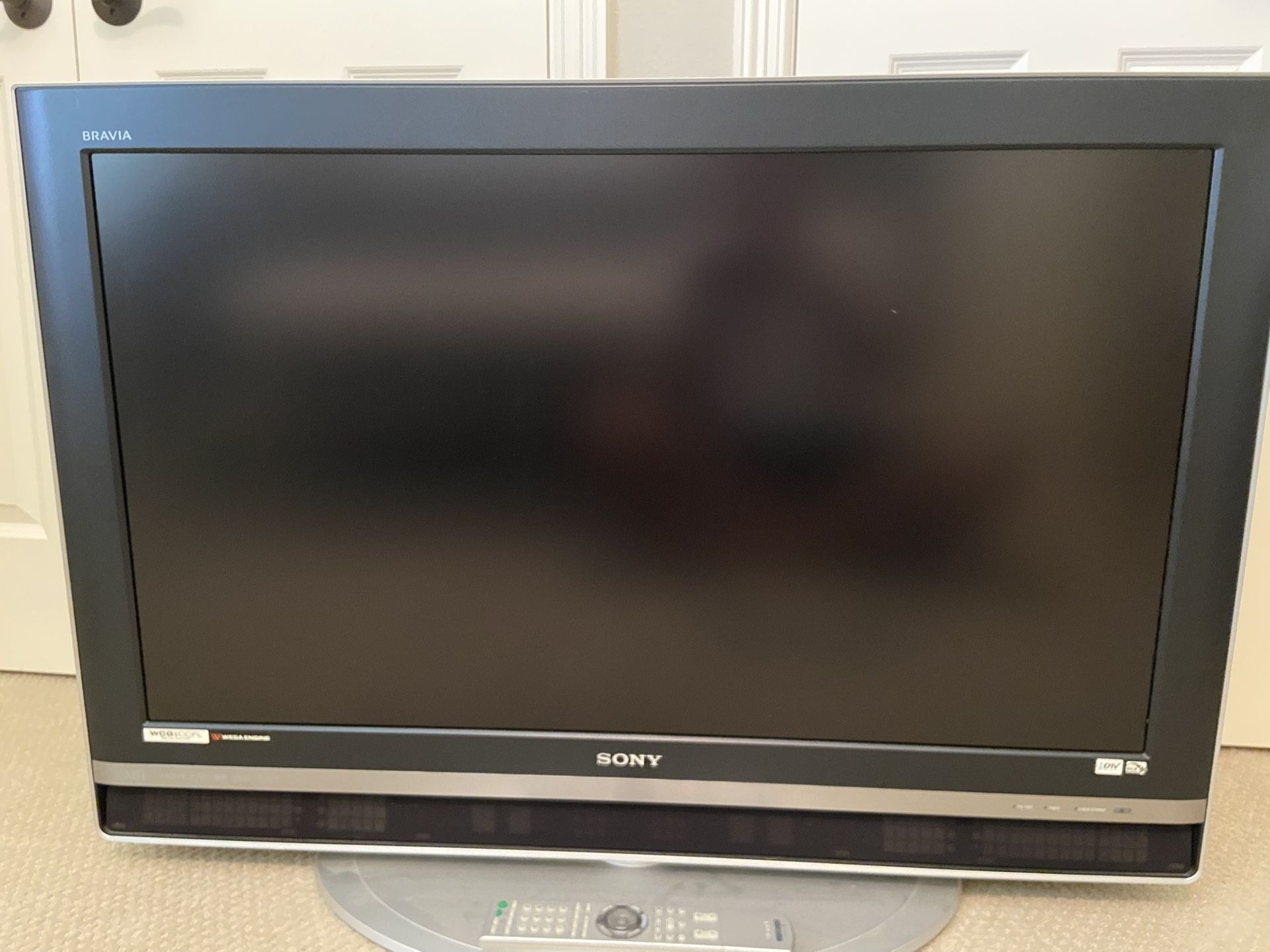 Sony Bravia LCD TV KDL V40XBR1