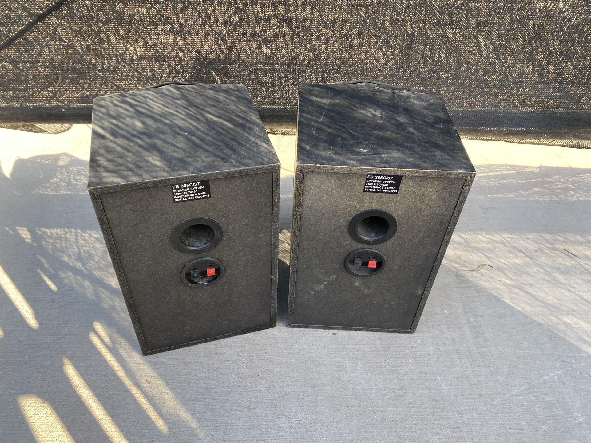 2 Philips Speakers FB 365c/ 37 for Sale in Las Vegas, NV OfferUp