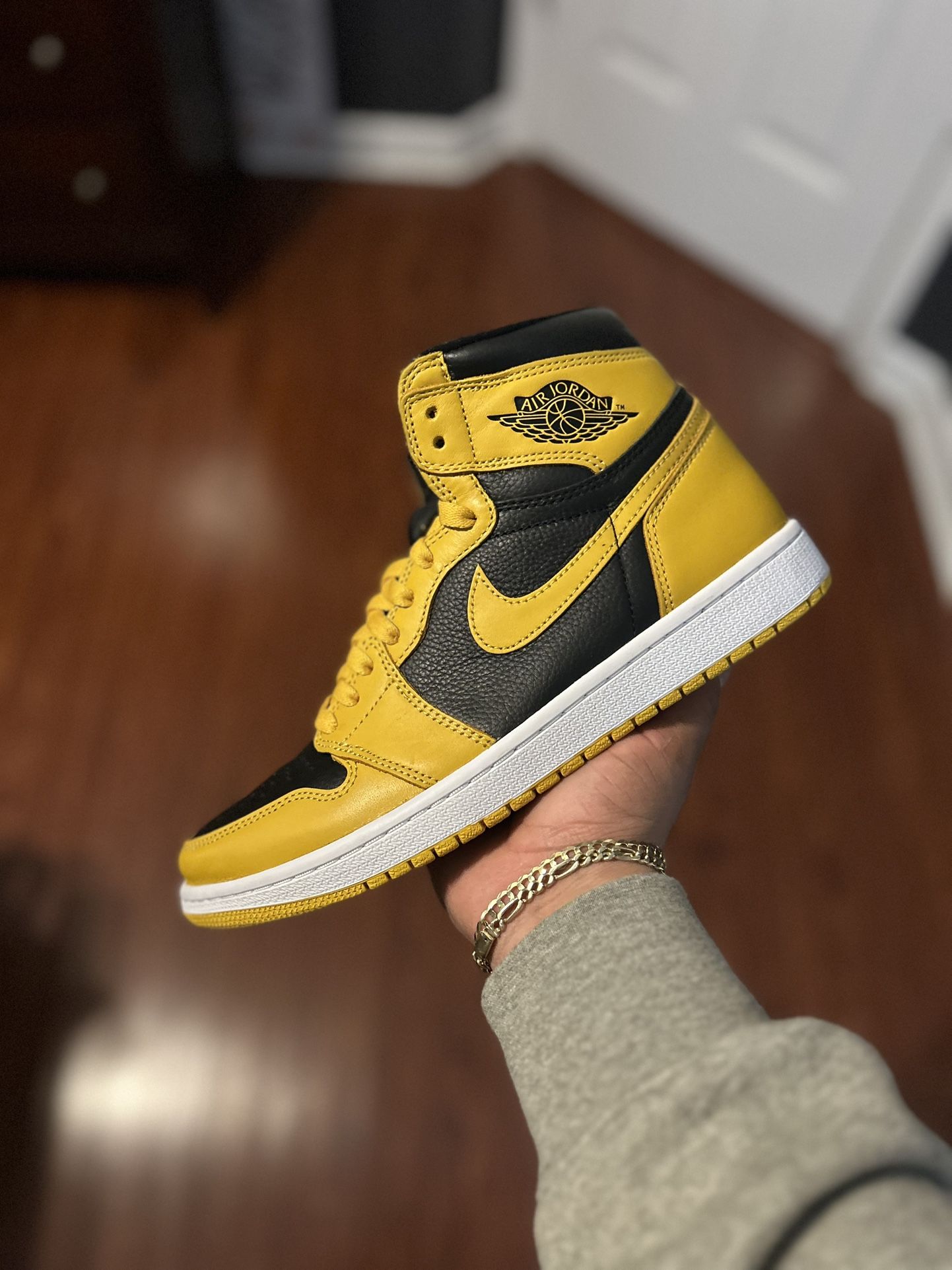 Jordan 1 Pollen Sz 9