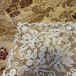 Beautiful 3 Vintage Doilies 
