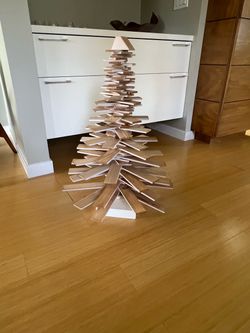 Christmas tree / sailboat