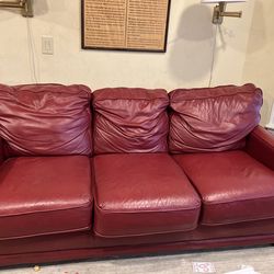 Red leather Lazyboy couch “Kennedy”