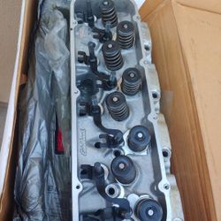 Edelbrock Victor Jr Big Block Chevy Cylinder Head