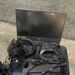 Predator Hielos 300 Gaming Laptop 