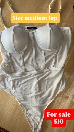 Women’s top size M