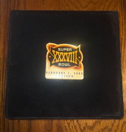 Super Bowl Xxxviii (38) Patriots Vs Panthers Pin Set - Limited 5,000