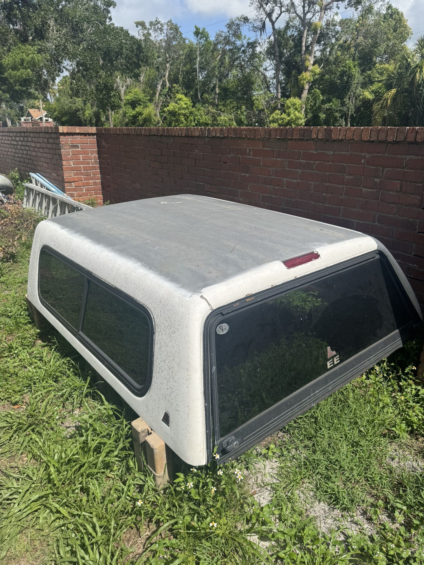 GMC/chevy 99/06 1500/2500 Leer Topper