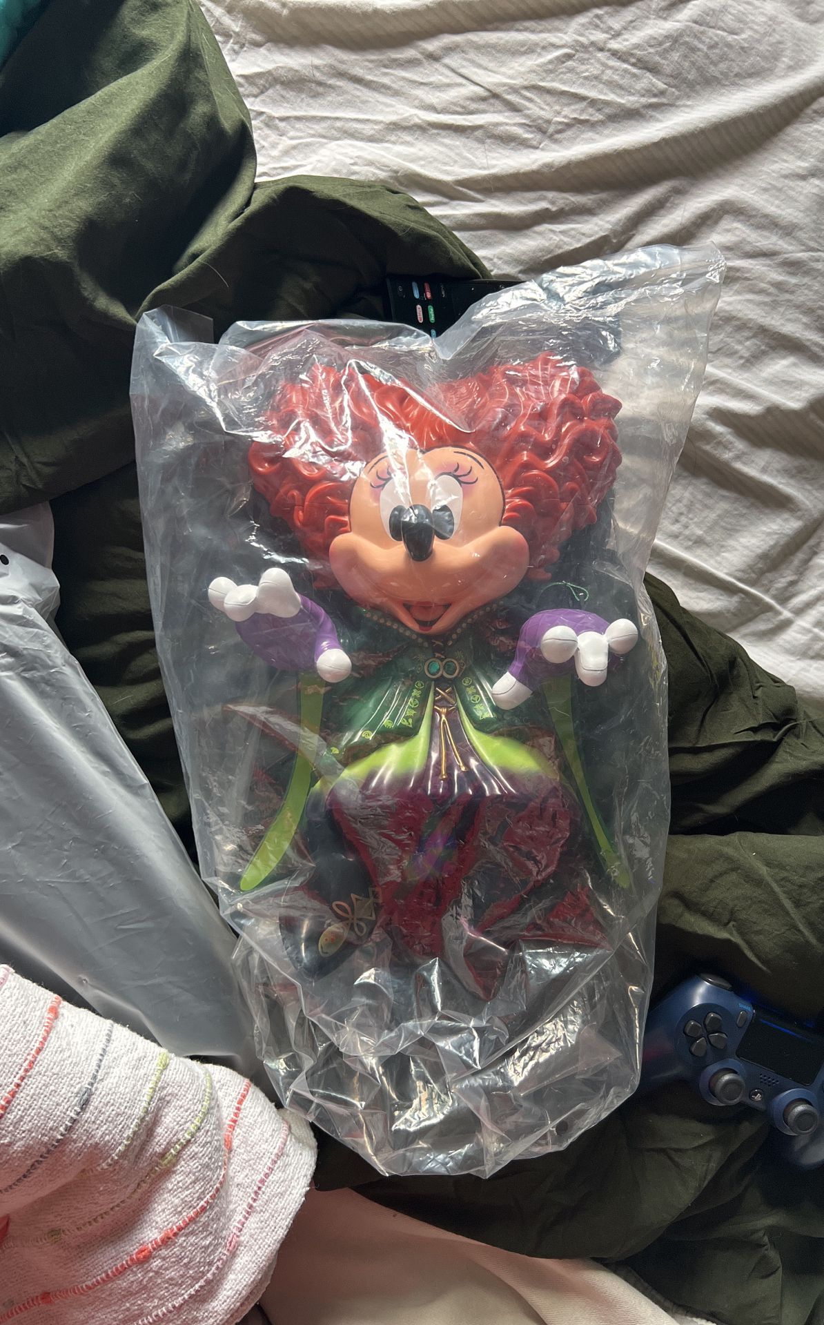 2023 Disney Halloween Popcorn Bucket Minnie Winnie Sipper Hocus Pocus