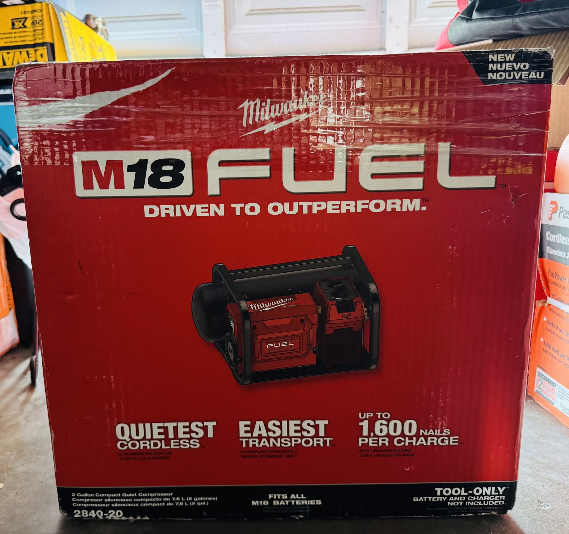 New Milwaukee M18 2 Gallon Compact Quiet Compressor 2840-20