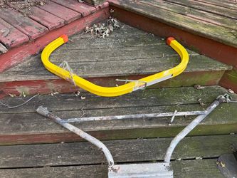 Ladder Stand Off Guards/Stabilizer for Extension Ladders Both for $40 OBO