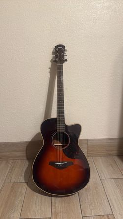 Yamaha guitar
