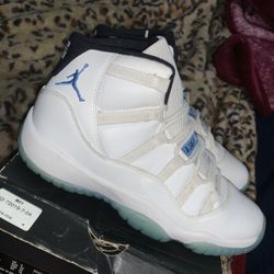 Jordan Retro 11 Legend Blue 6.5Y