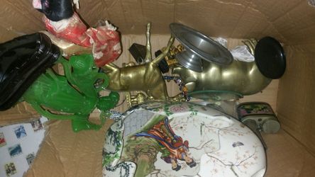 Random vintage items. $10 each .I have more posted too.