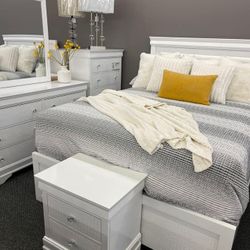 Queen Bedroom Set In Stock For Fast Delivery 