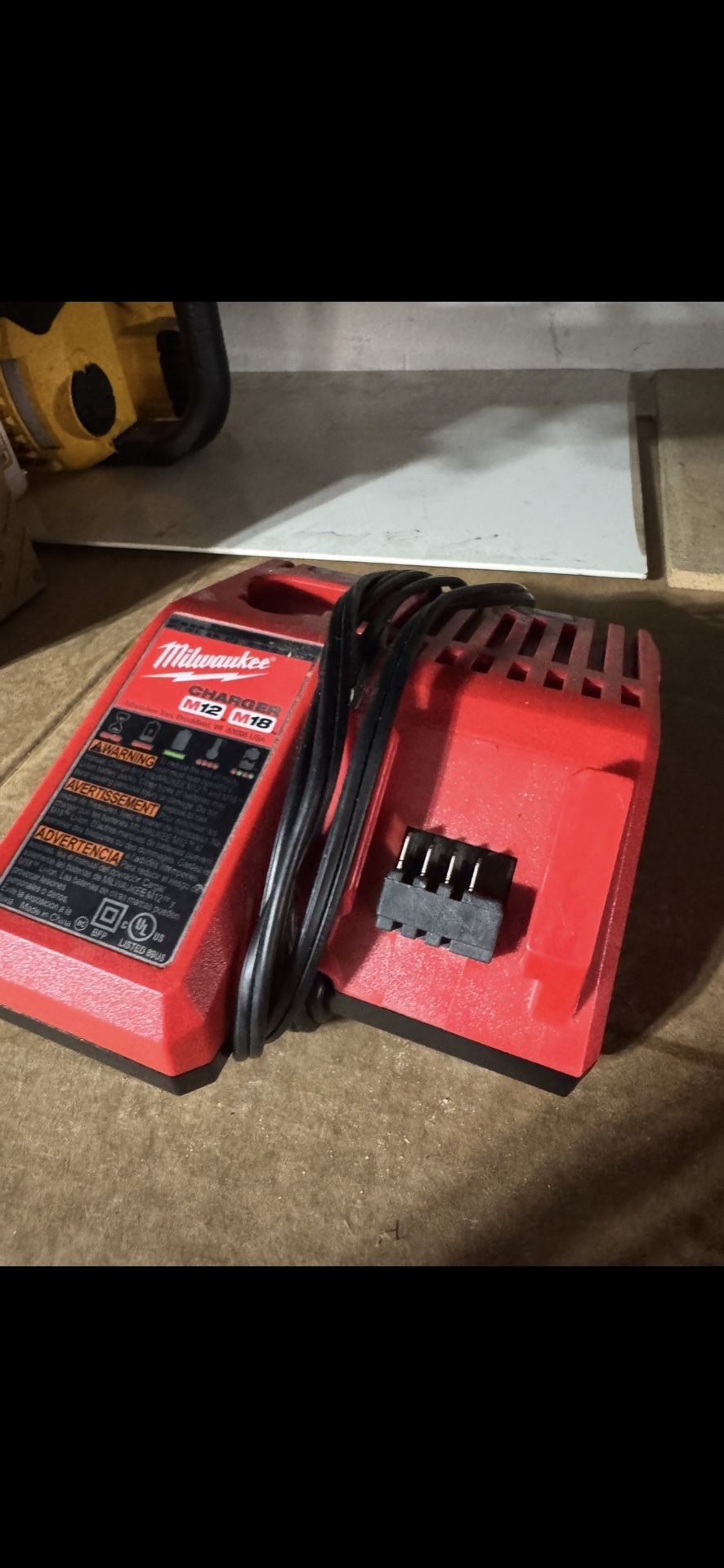 Milwakee M18 Battery Charger