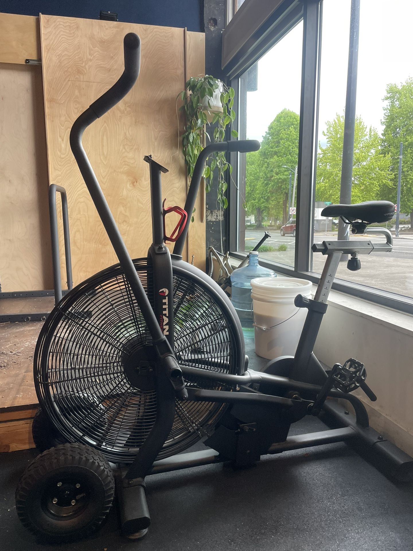 Titan Fitness Fan Bike / Airbike