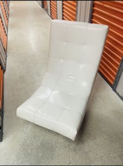Modern White Chair 