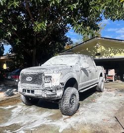 Car Details 🚗 🧼