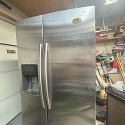 Samsung Side by Side Refrigerator