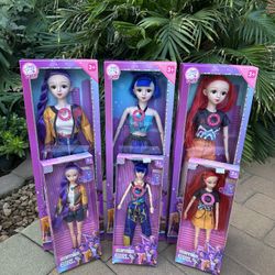 K-pop 22” Tall Dolls With Music 🎶 