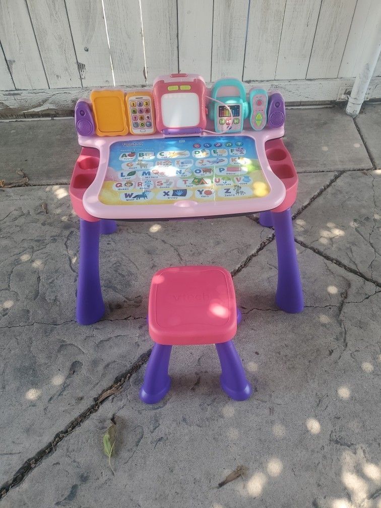 Vtech Learning Table