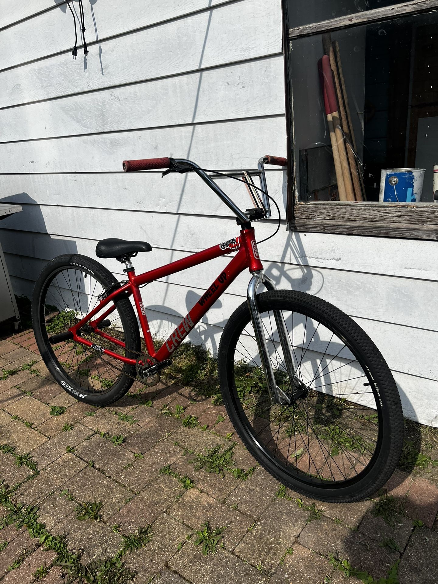 Crew 29 BMX Bike