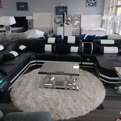 Top of the line top green sofa sectional lwith pillows available and white