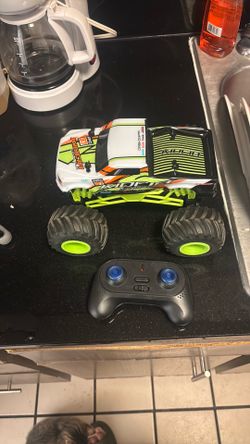 Remote control car
