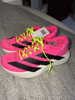 Brand New (with tags and box) ADIDAS CLOUDWALKERS IN PINK/BLK STRIPES, Size 5.5 Youth/ 7Womens