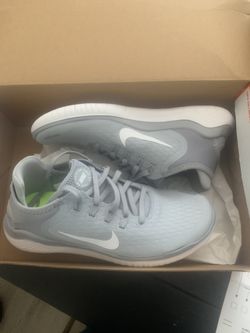 Brand New Nike Women’s Free RN Size 7