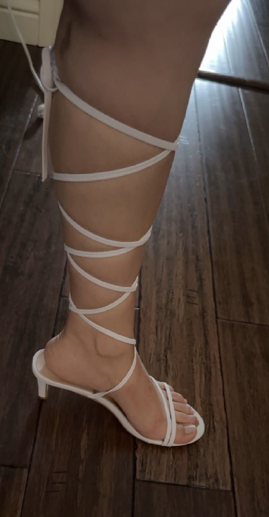 Low Heel White Lace Up Sandal