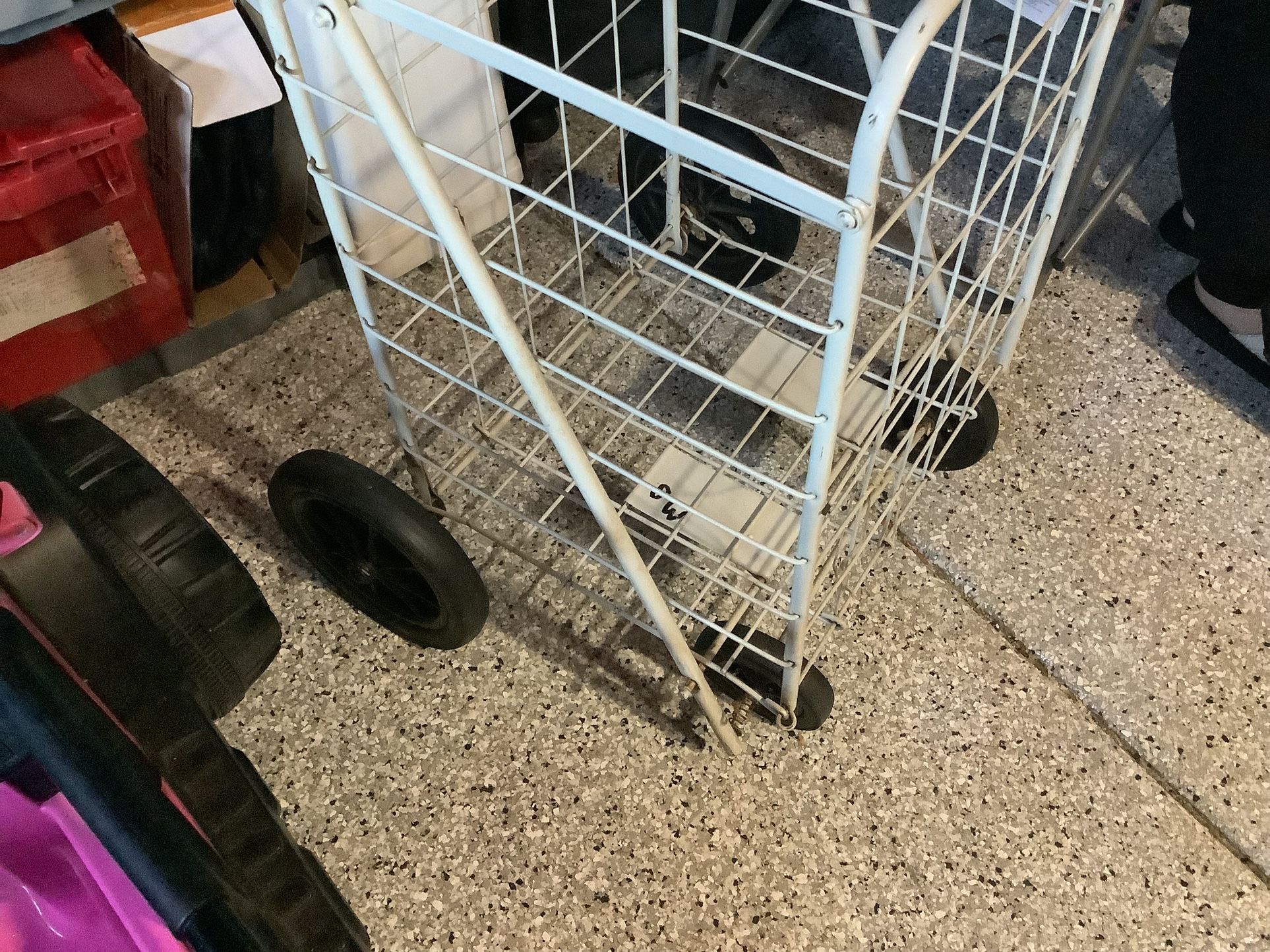 Heavy duty metal shopping cart easy fold and go extra large tires
