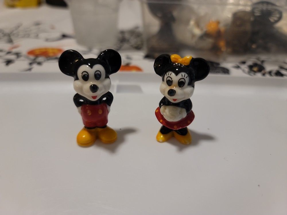 Vintage Disney Figurines 