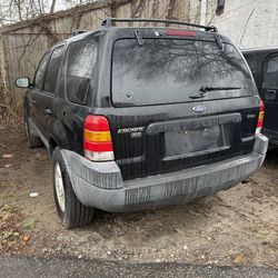 2004 Ford Escape