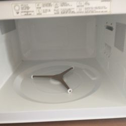 GE Very Large Black Microwave 