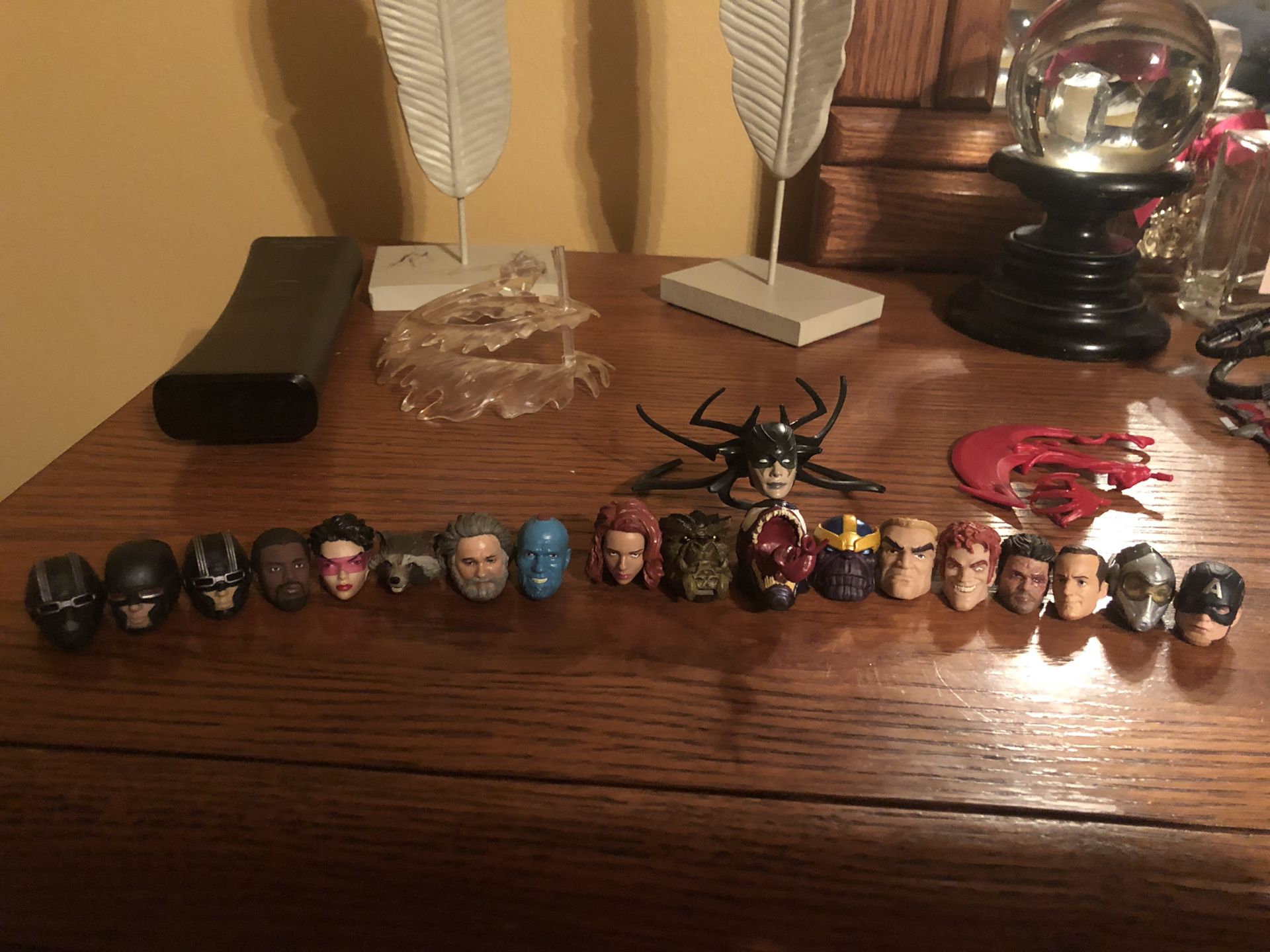 Marvel legends heads and accessories