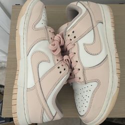Nike Dunks Orange Pearl 