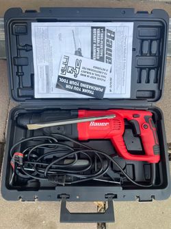 Roto hammer and chipping hammer with bit