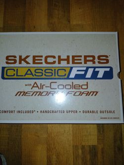 Skechers Mens 13 Brand New