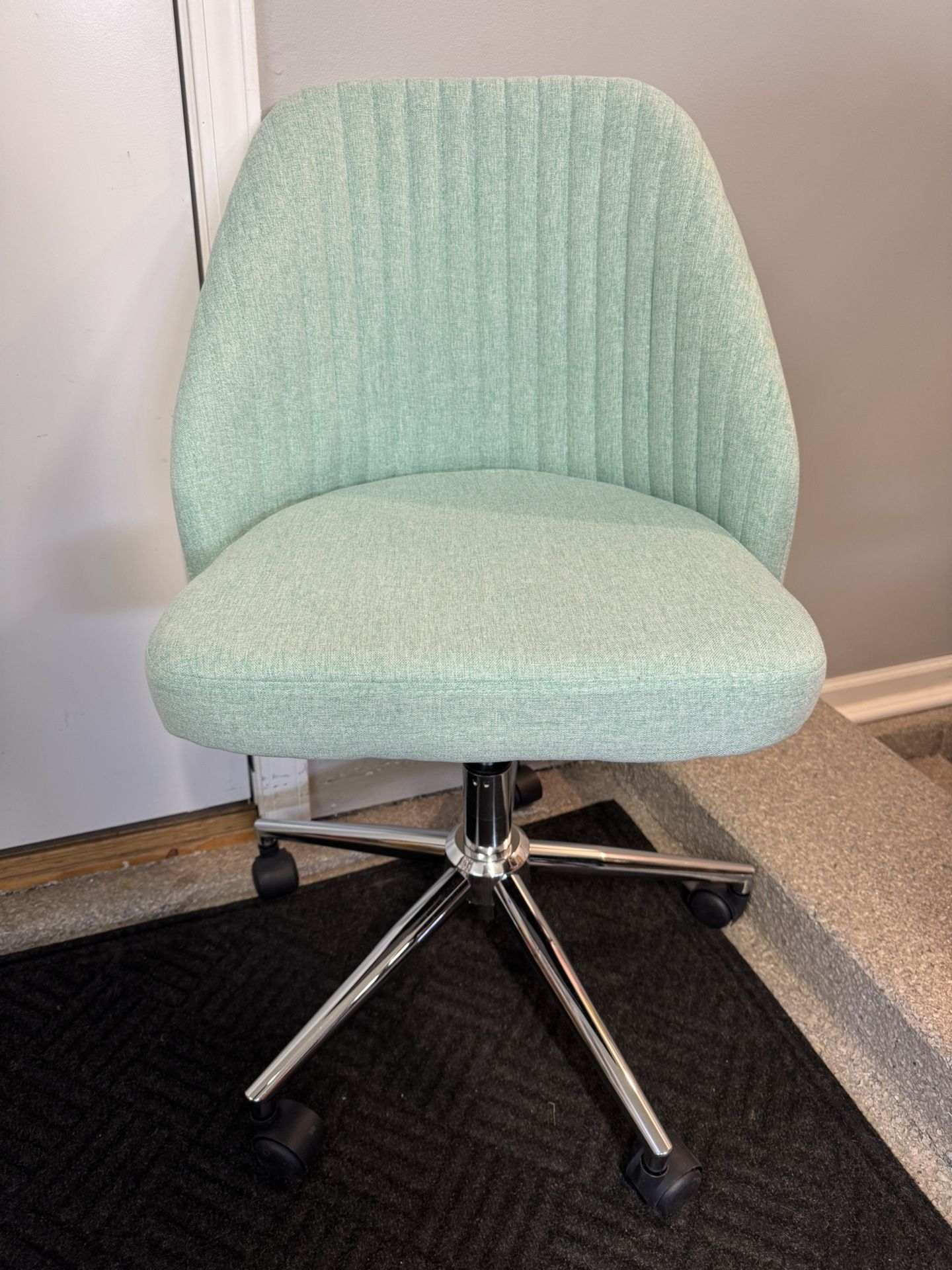 Brand New Green Fabric Height Adjustable Office/Vanity Chair