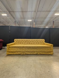 Vintage Gold FLEXSTEEL Tufted Sofa