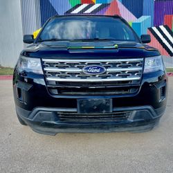 2018 Ford Explorer – Black SUV 