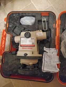 David White LT8-300P Universal Level-Transit with Optical Plummet
