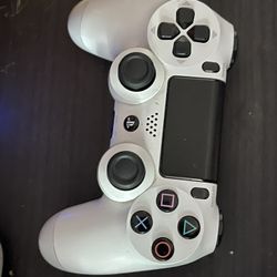 White Bluetooth PS4 Controller 