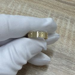 14K Yellow Gold Ring Size 7.5