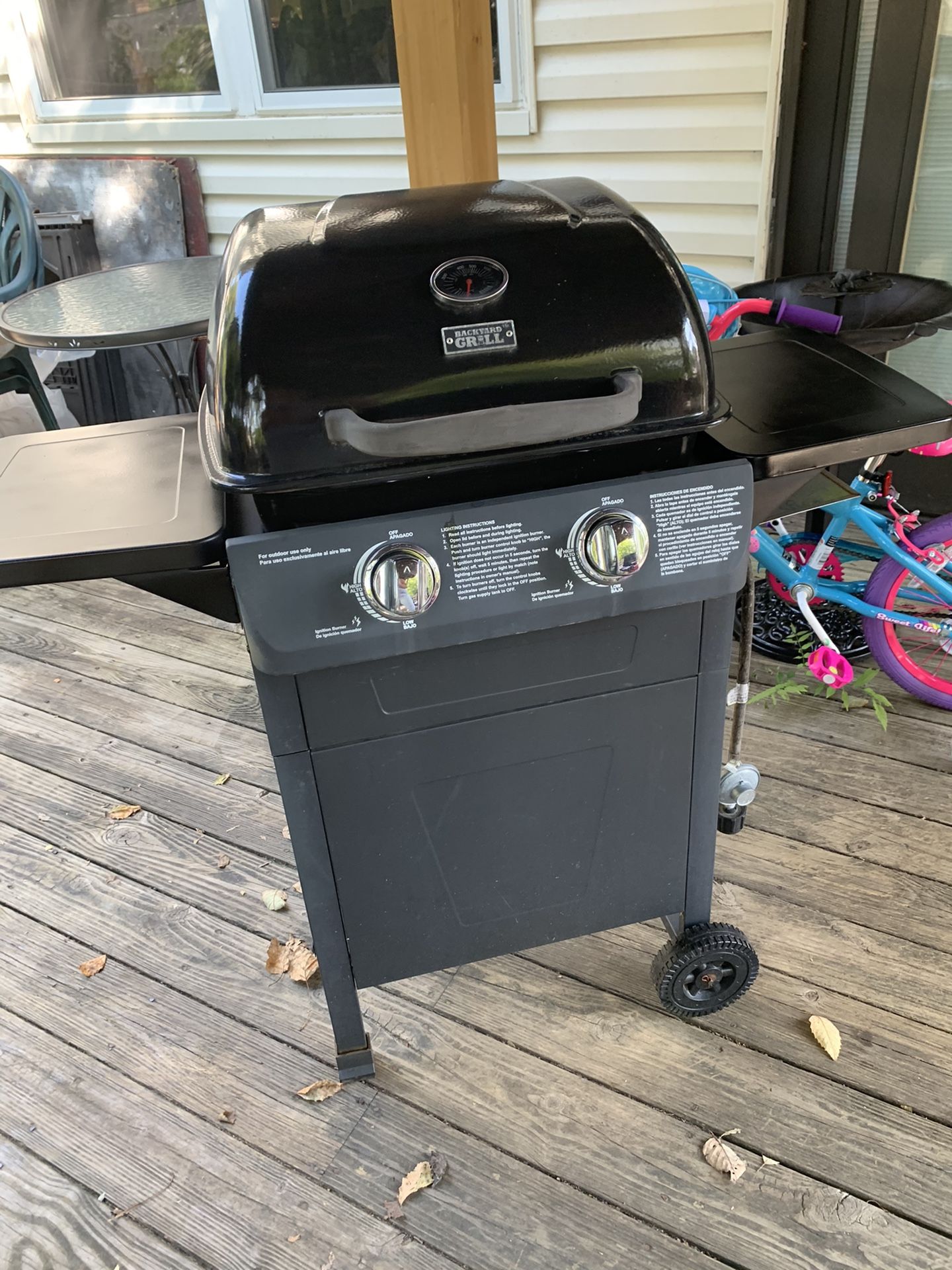 “Backyard grill” Name   Gas Propane Grill   Like New  Used Two Times 